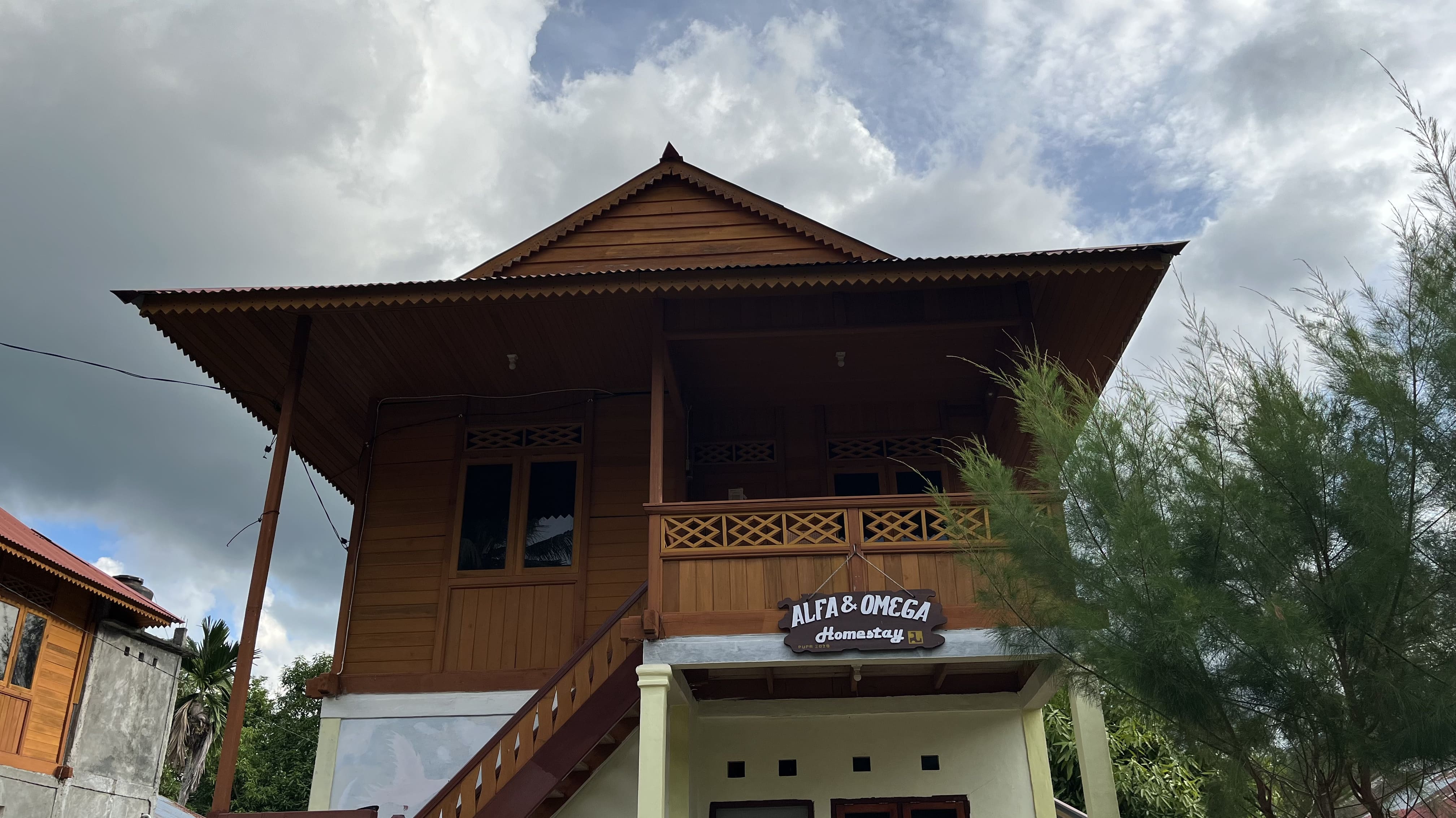 Alfa & Omega Homestay